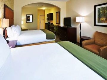 Express & East - Fair Park By Ihg Hotel 3*